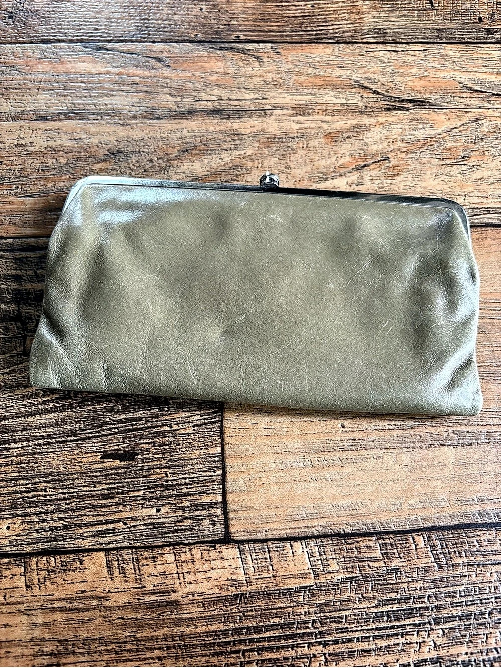 Hobo International - Lauren Double Kisslock Leather Clutch Wallet